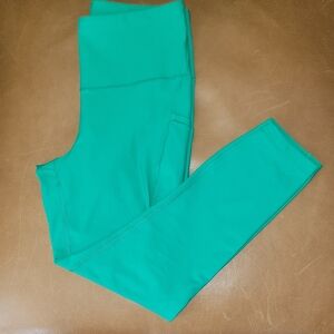 Athleta Women's Vibrant Green Interval Stash 7/8 Leggings